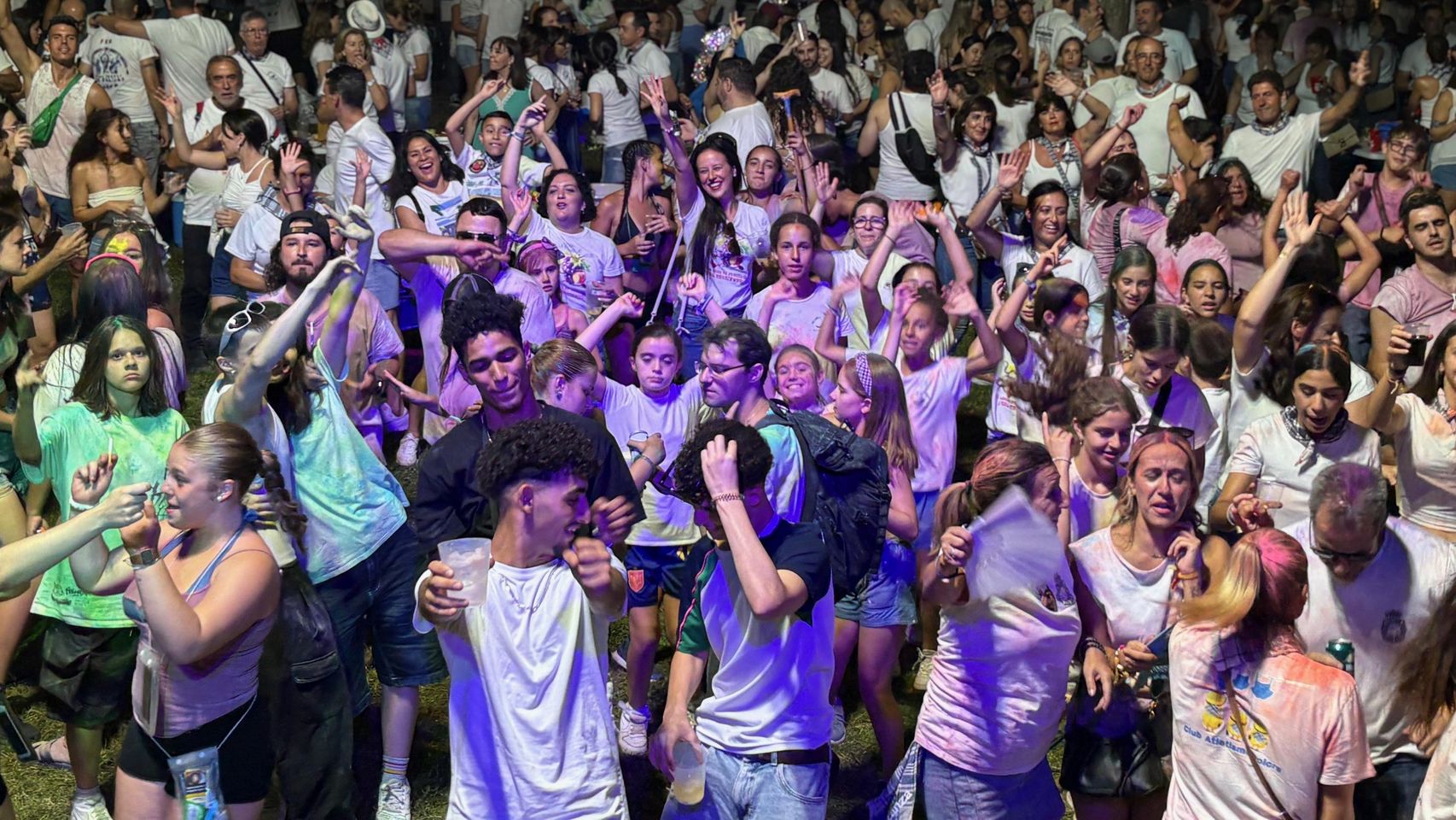 Ciudad Real cumple con la tradición echándose a la calle para disfrutar con la limoná y la zurra