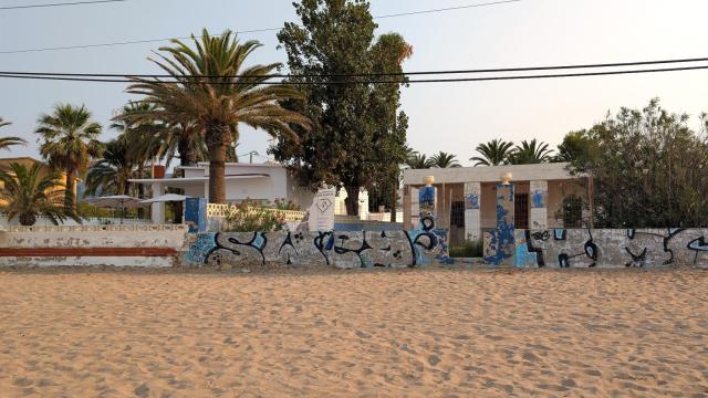 Dos casas sobre la playa de Dénia el pasado mes de agosto.