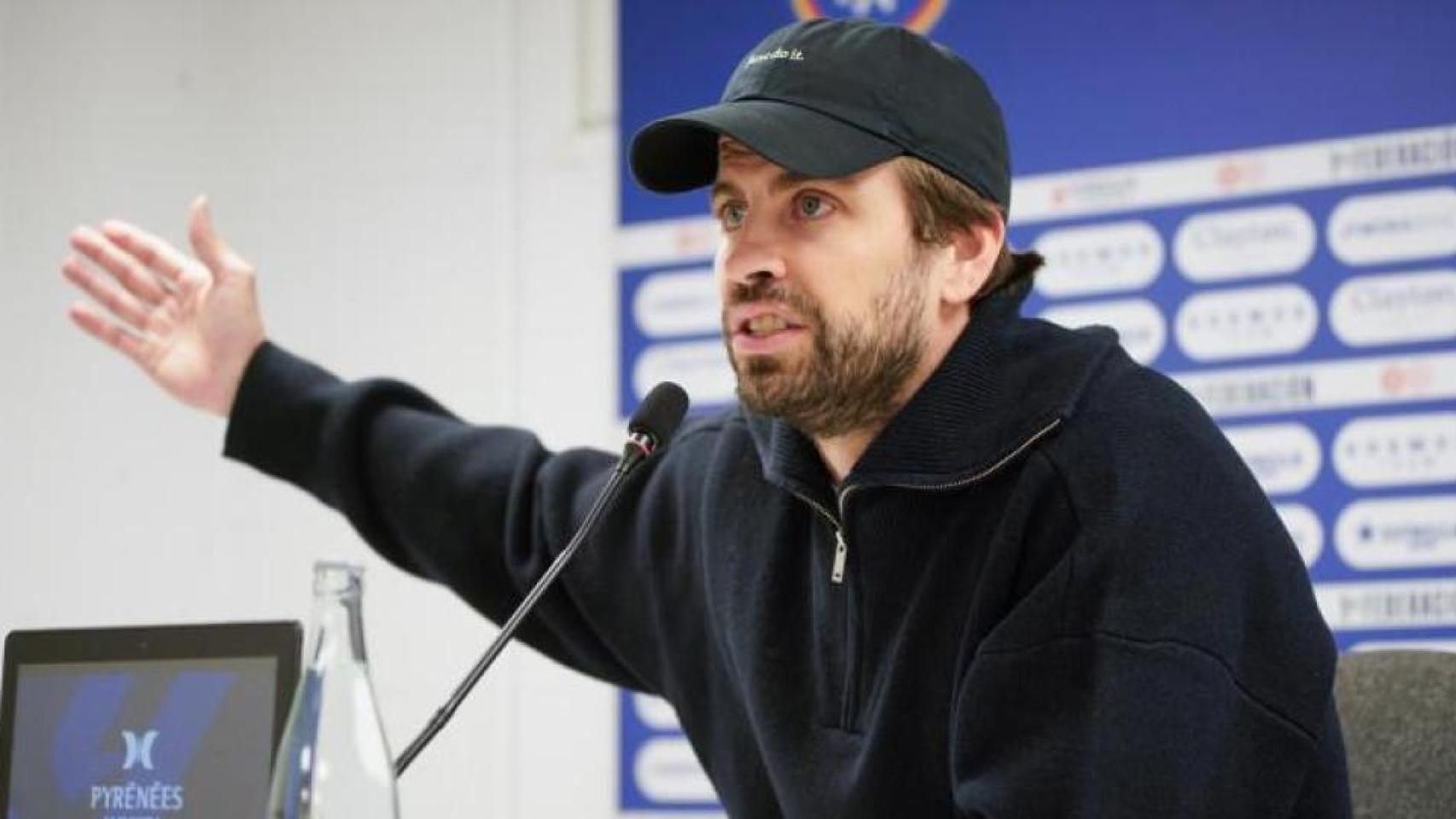 Gerard Piqué, durante una rueda de prensa con el Andorra.