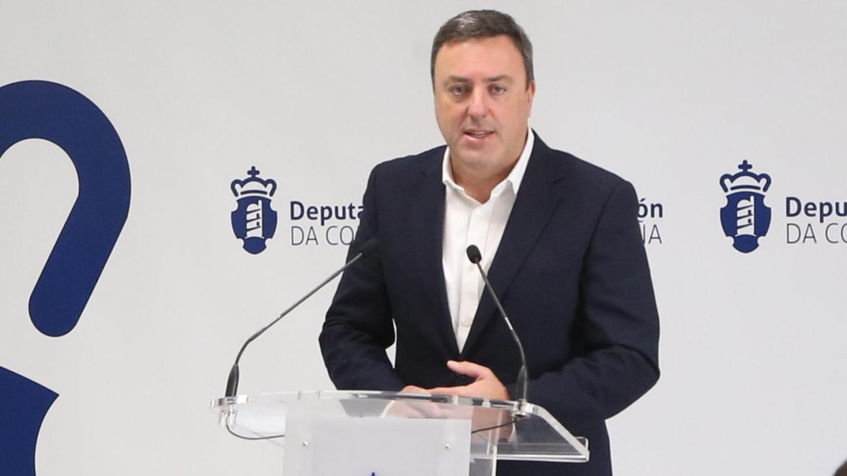 El presidente provincial, Valentín González Formoso, en el acto de presentación.
