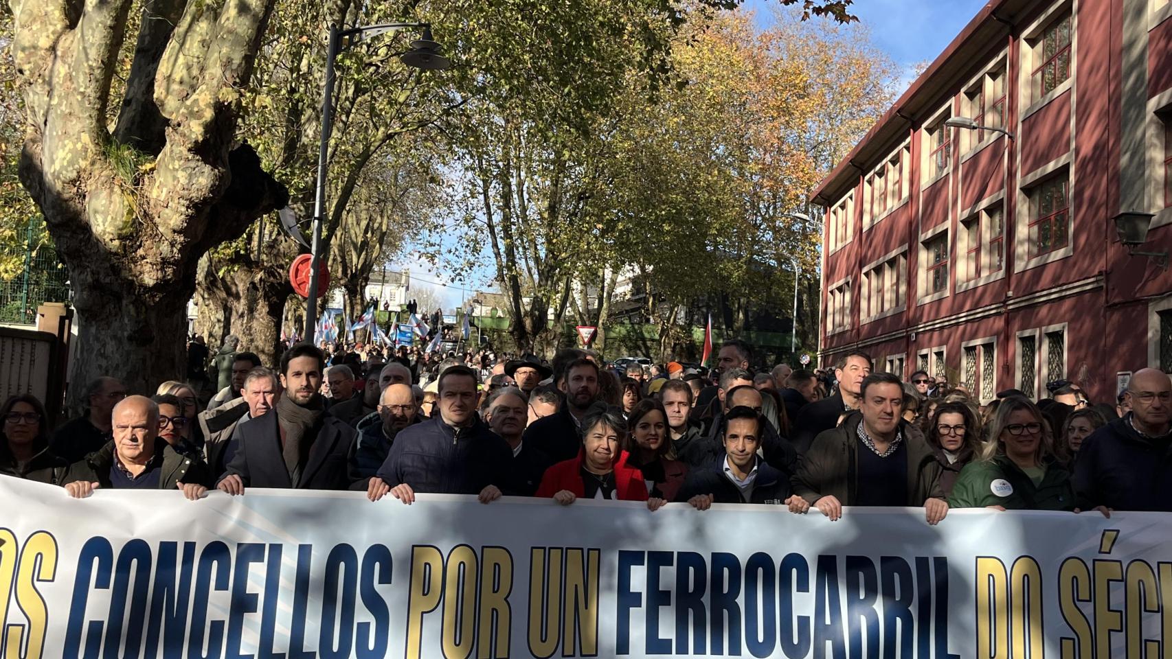 Imagen de la cabecera de la manifestación de noviembre.