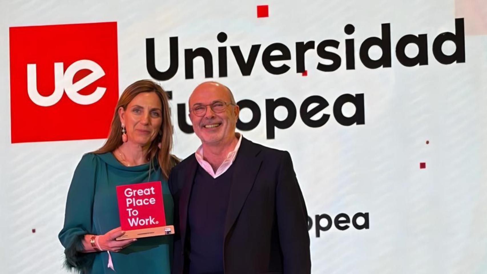 Guillermo Tena, director de Europa Education, y Luz Santillana, directora de Talento y Cultura en la Universidad Europea