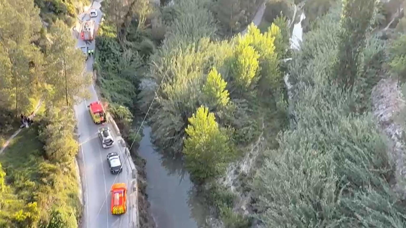 Dispositivo desplegado por el accidente en Ontinyent. EE