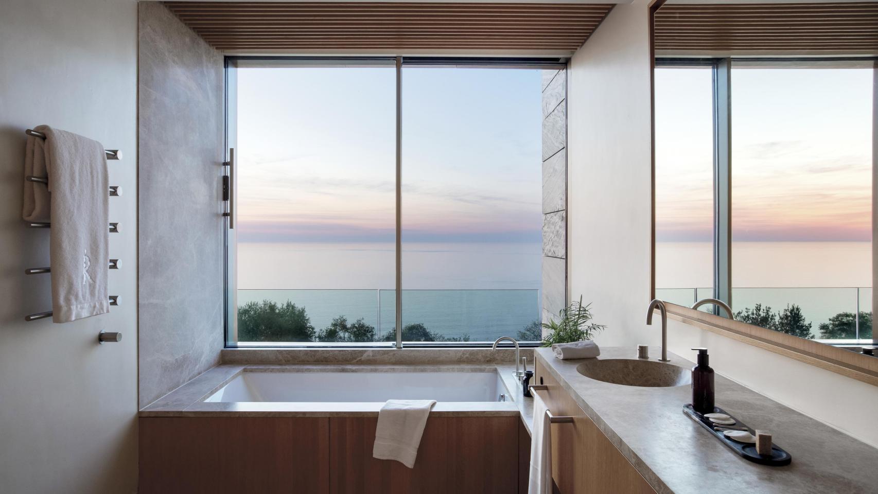 Una de las habitaciones de Akelarre. 