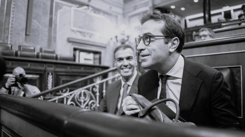 El presidente del Gobierno y el ministro de Economía, el pasado miércoles en el Congreso.
