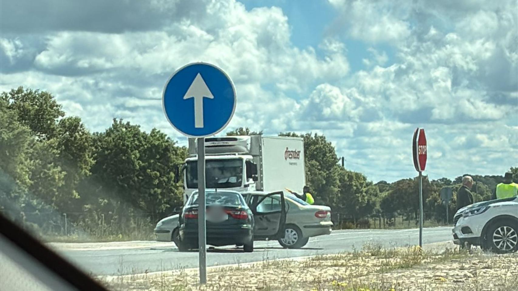 Accidente en la CL-517 a la altura de Doñinos de Ledesma.