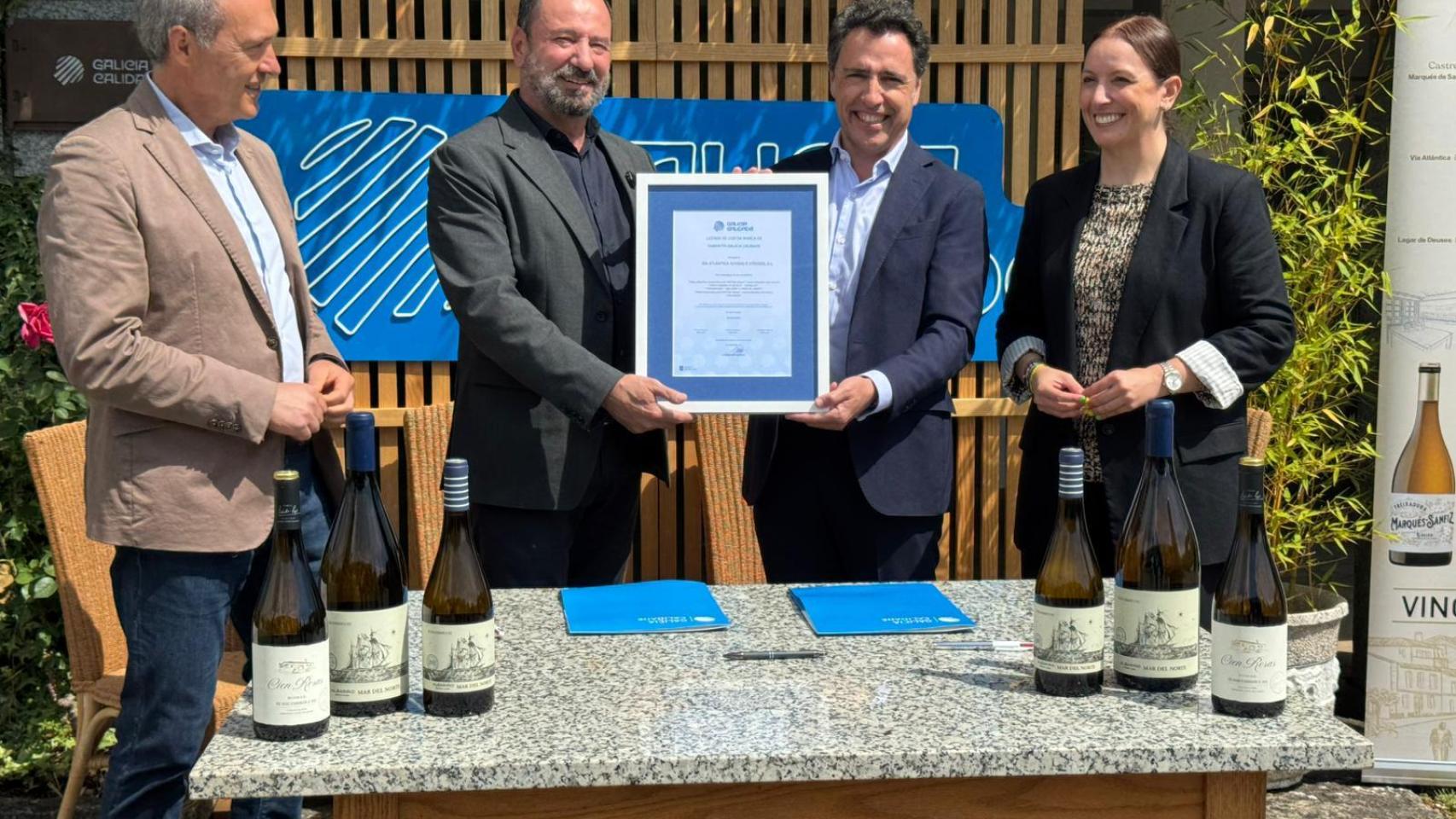 Entrega del Certificado Galicia Calidade a Vía Atlántica. 