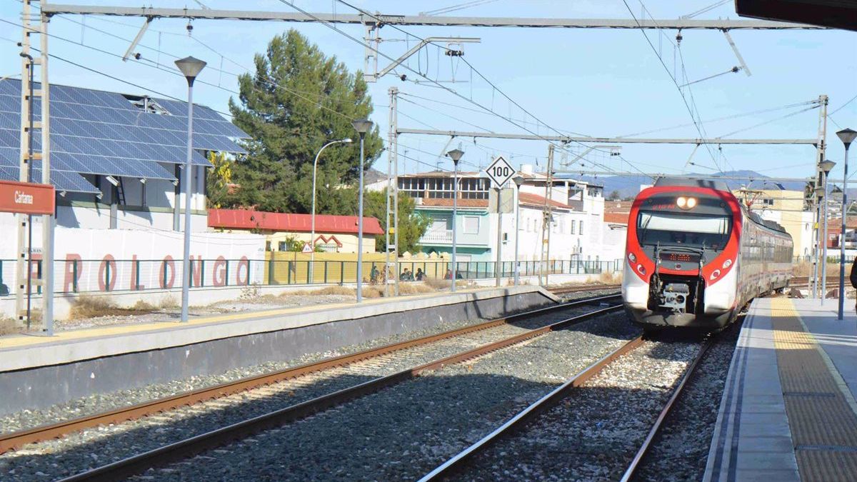 Imagen de archivo de uno de los trenes de Cercanías de Málaga.