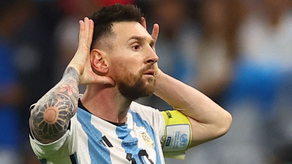 Messi celebra su gol contra Holanda.