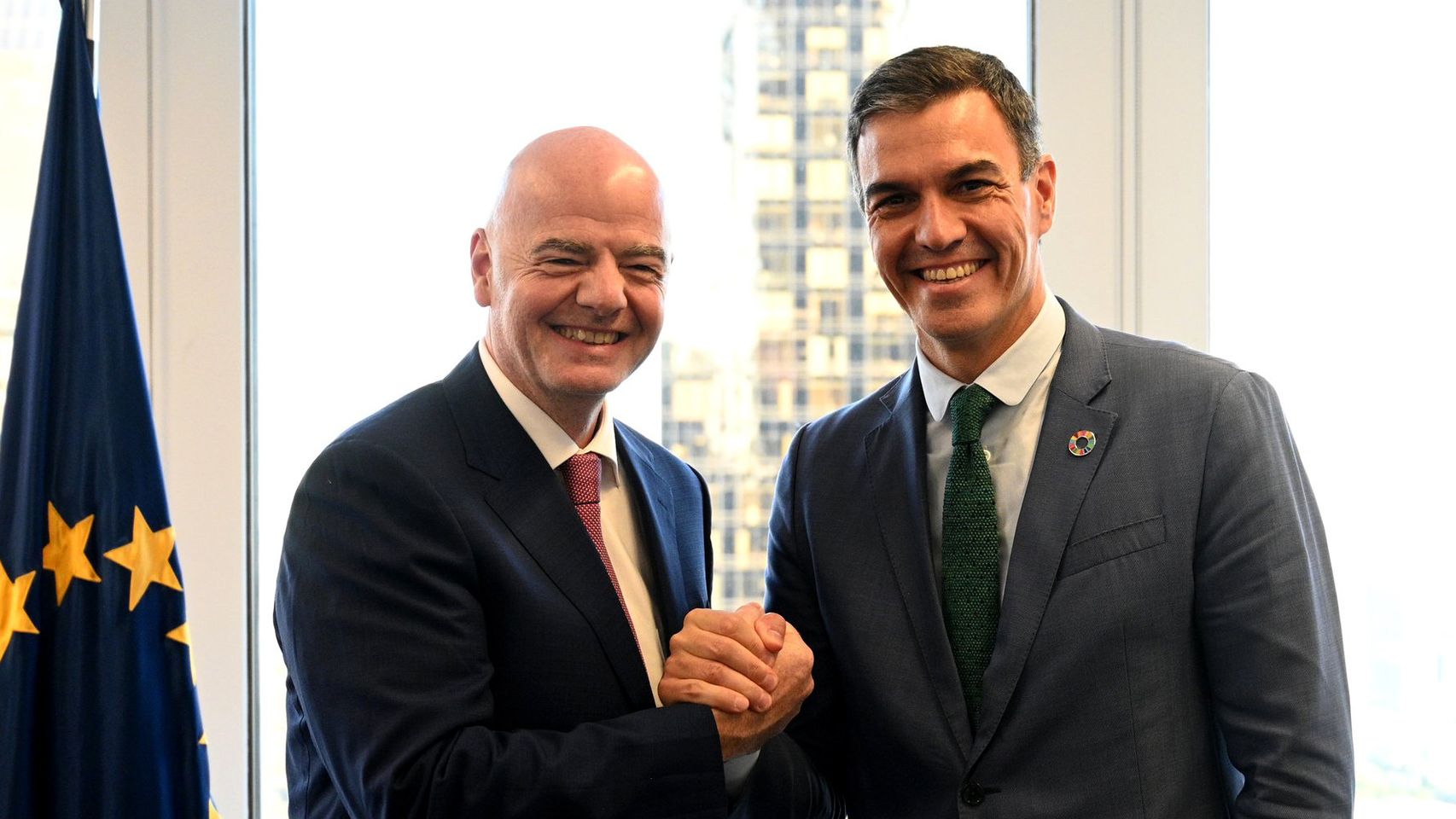 Gianni Infantino junto a Pedro Sánchez en su reunión celebrada en Nueva York (EEUU) el pasado 20 de septiembre de 2023