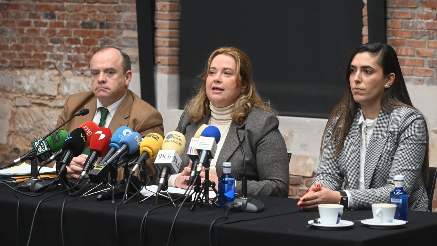 La alcaldesa de Burgos, Cristina Ayala, durante la rueda de prensa de este martes.