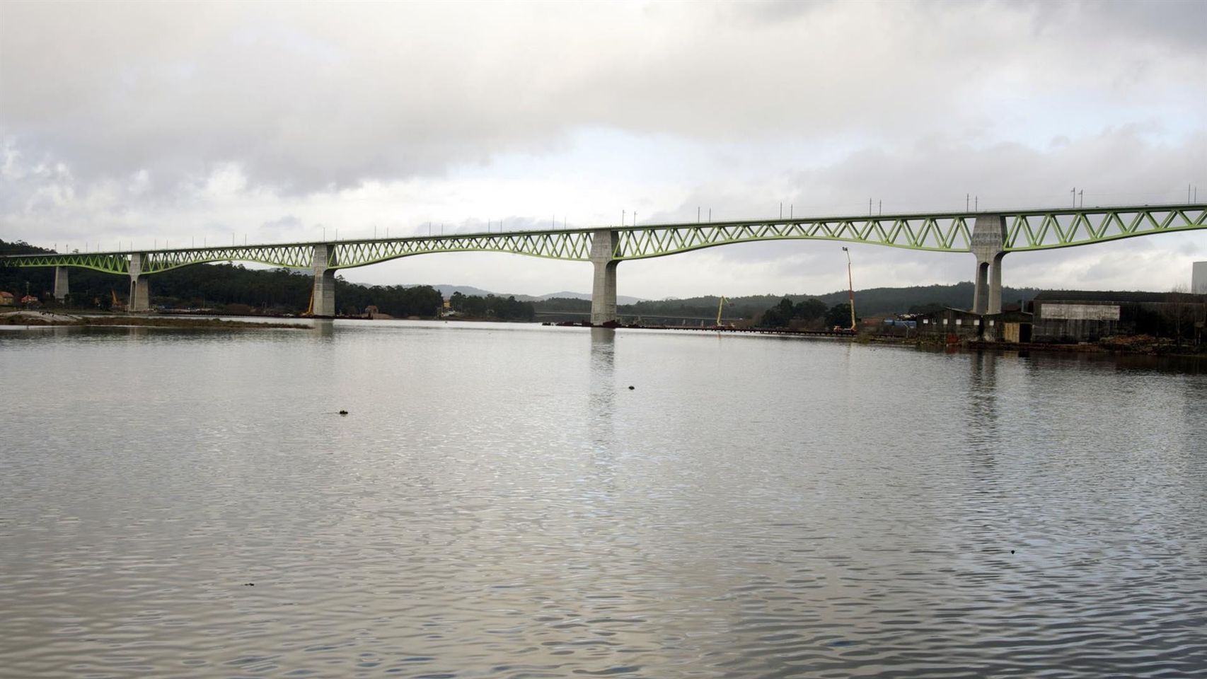 Viaducto sobre el Río Ulla.