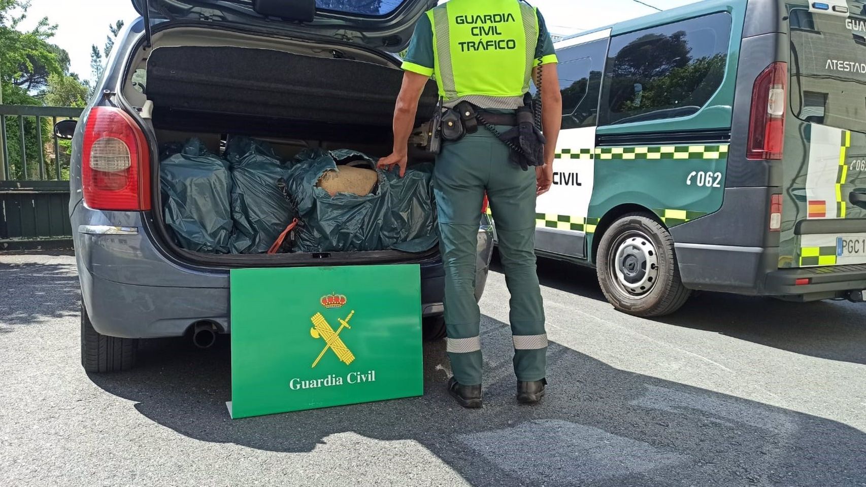 Droga incautada en un control de velocidad en Ourense.