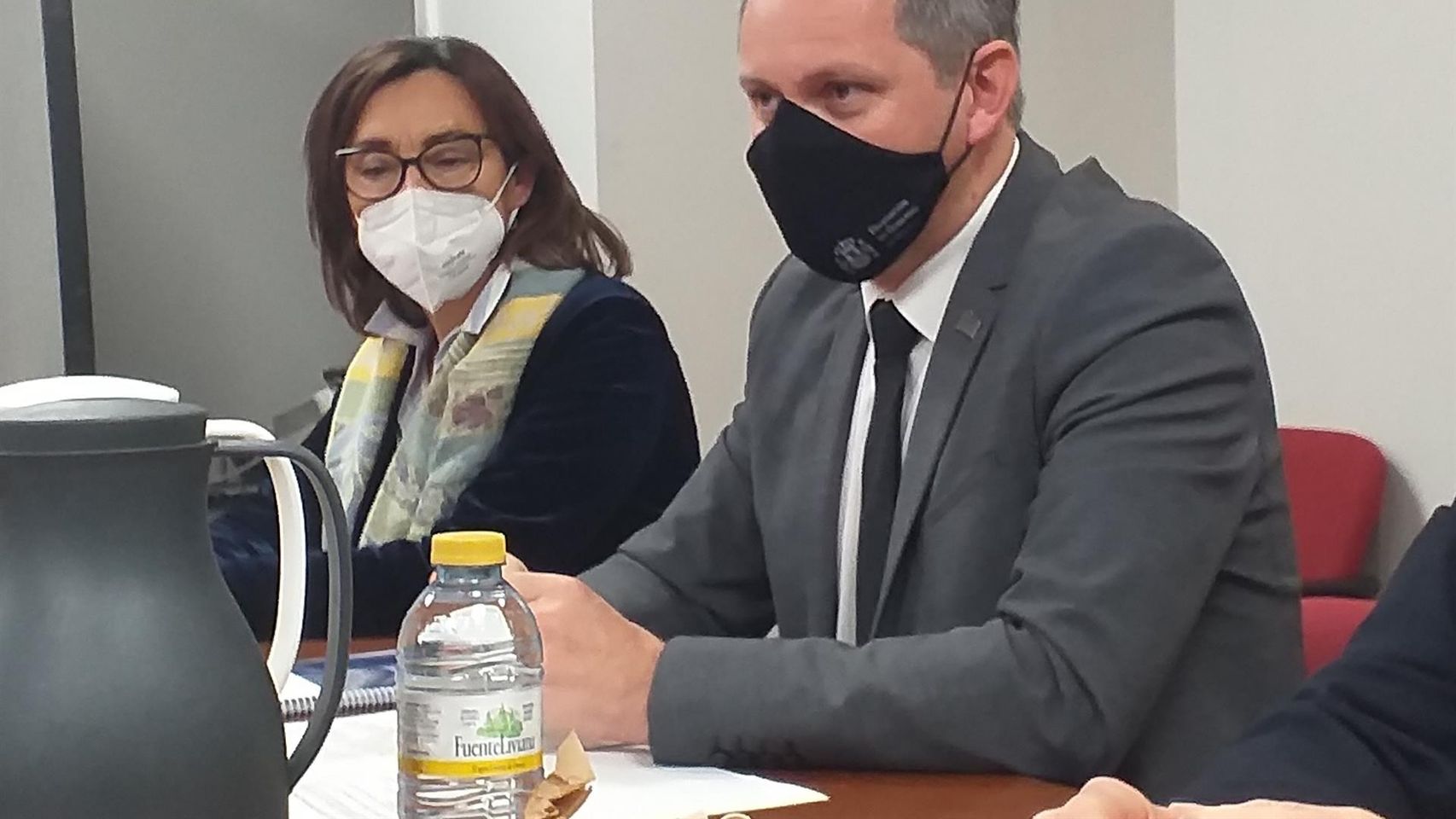 El delegado del Gobierno en Galicia, José Miñones, junto a la subdelegada del Gobierno en Pontevedra, Maica Larriba.