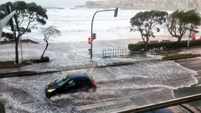 El pasado 14 de noviembre el mar llegó a invadir el Paseo Marítimo