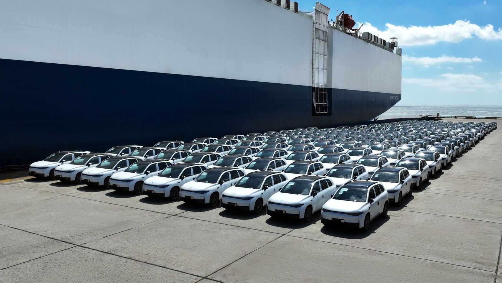 Coches de Leapmotor preparados para su envío a Europa