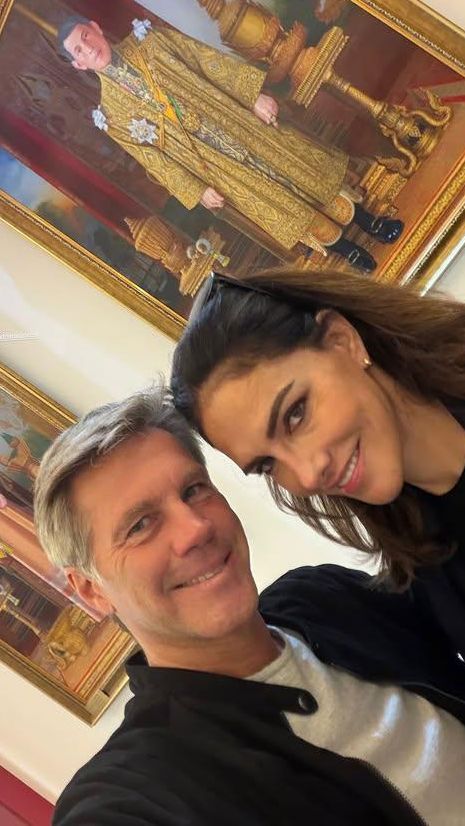 Adriana Abascal y Manuel Filiberto de Saboya, durante su viaje a Bangkok, Tailandia.
