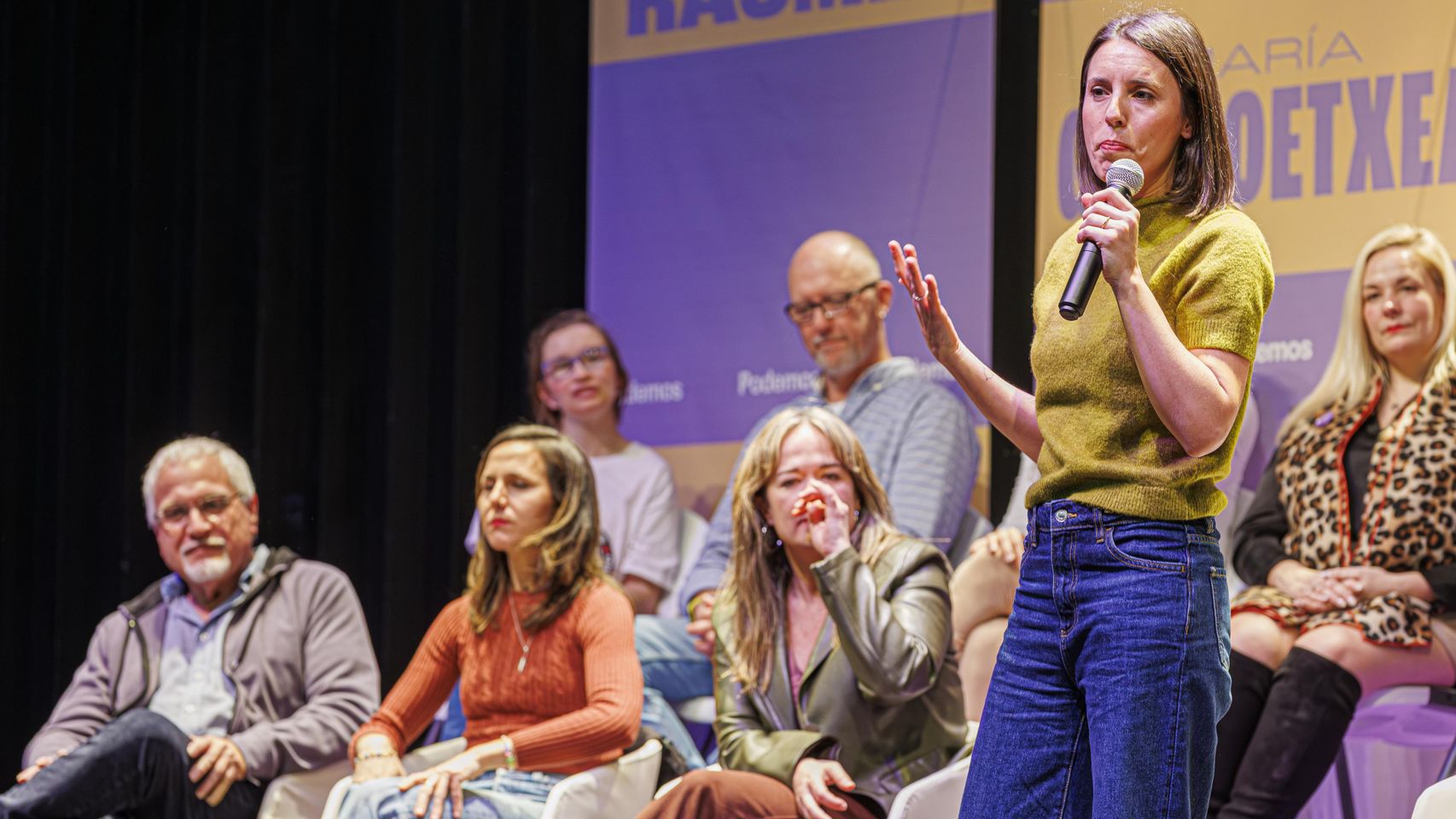 Acto de Podemos la campaña del 8-F con Montero, Goikoetxea y Mitjana