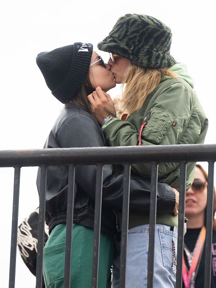 La actriz con su pareja Minke.
