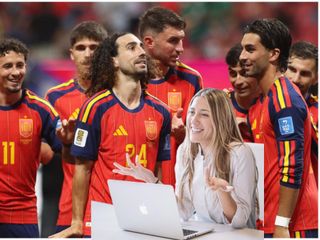 Jugadores de la selección nacional y Toscana Viar.