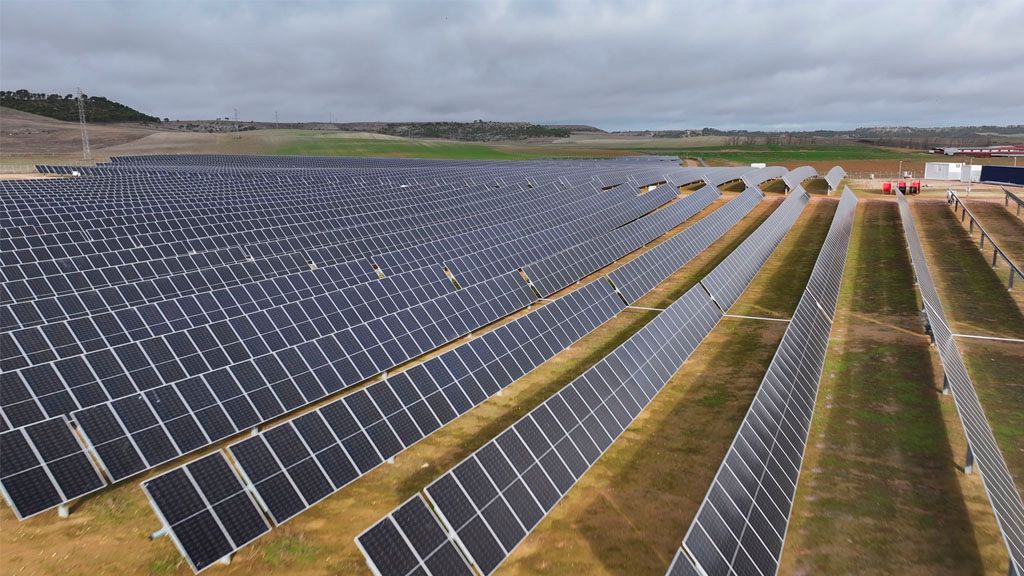 Imagen de las placas fotovoltaicas del Proyecto Erica de Aspiravi.