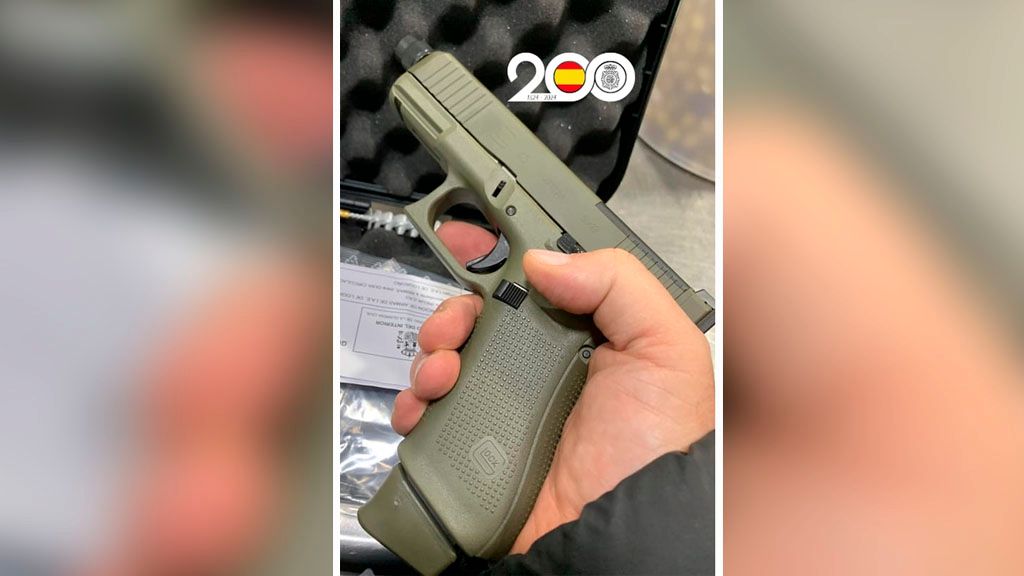 Imagen de la pistola incautada.