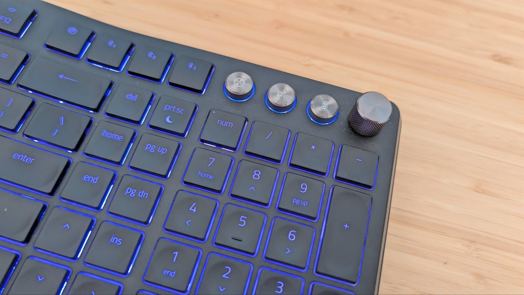 Razer Pro Type Ergo.
