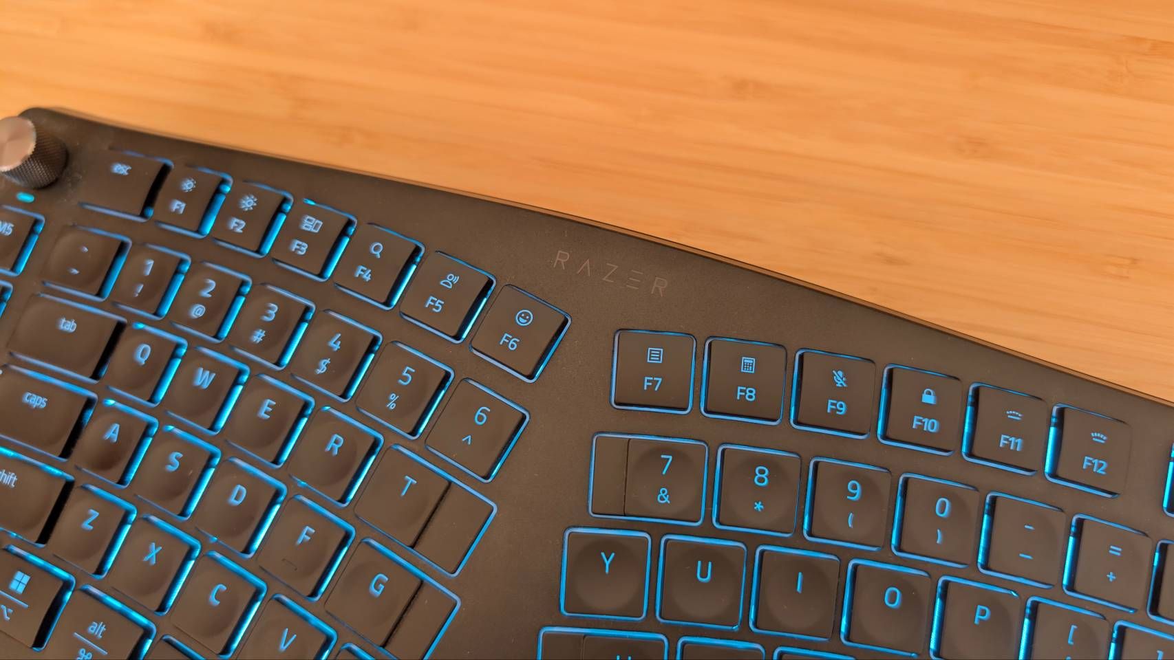 Razer Pro Type Ergo.