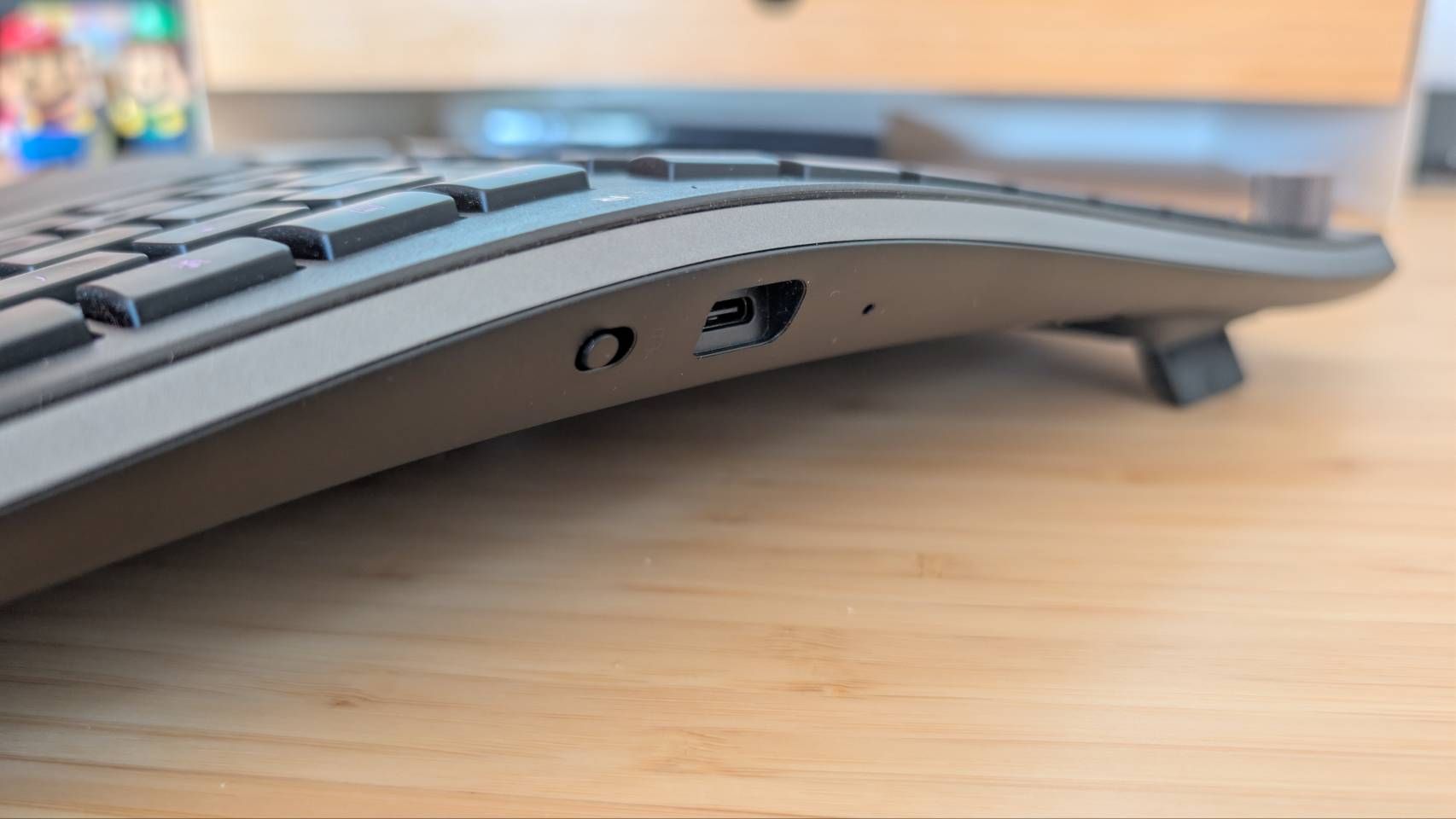 Razer Pro Type Ergo.