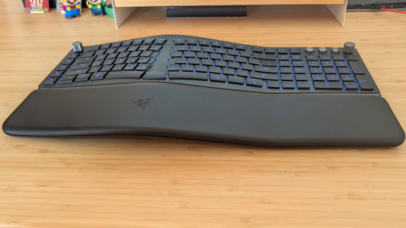 Razer Pro Type Ergo.