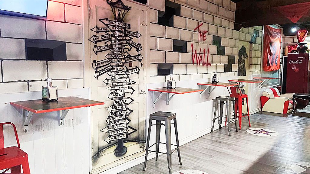 Interior del Bar Faroles en Valladolid.