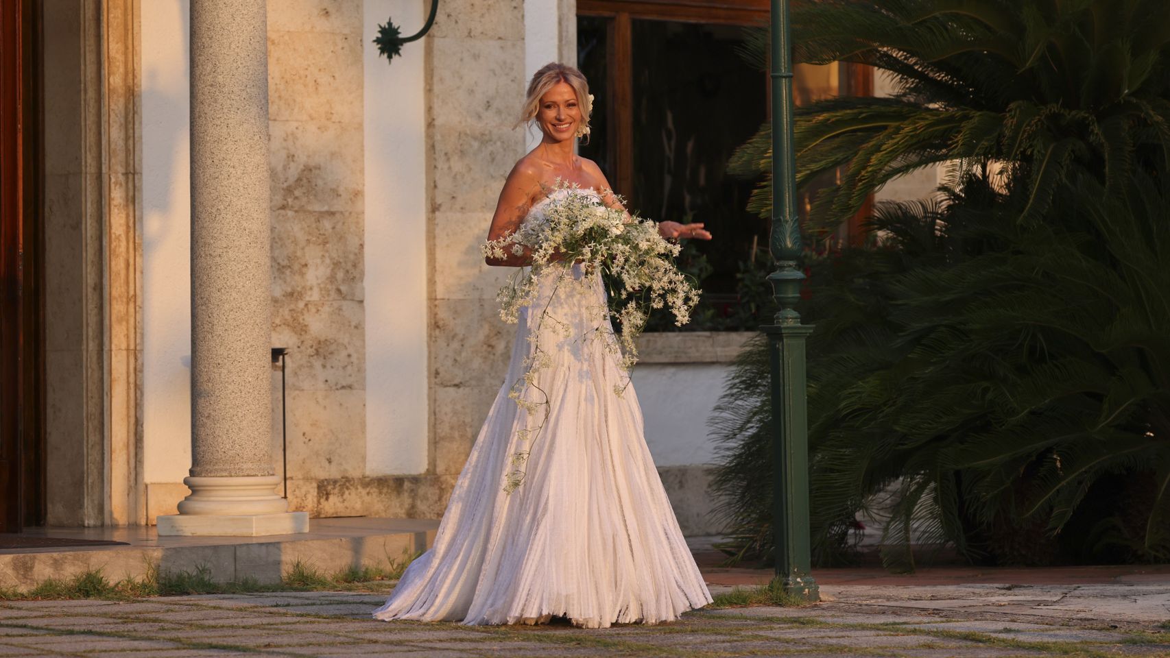 Susanna Griso con un vestido de Cortana el día de su boda con Luís Enríquez.
