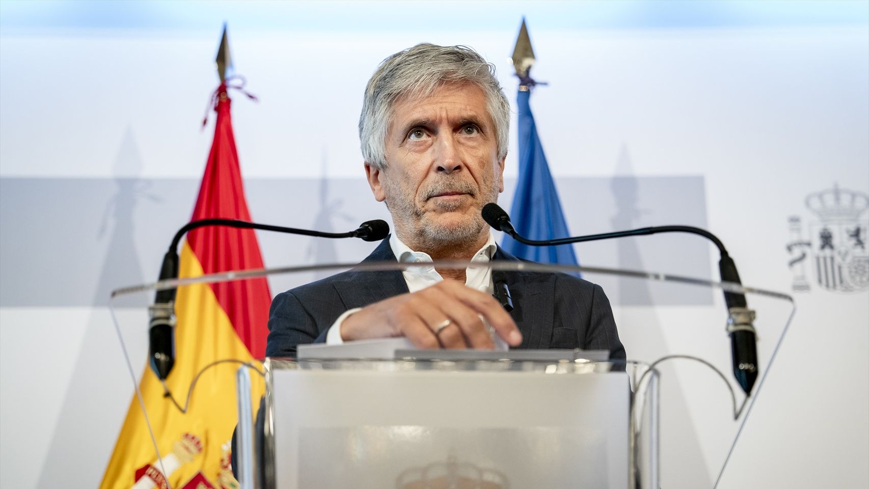 Marlaska sube a 72.000 la cifra de migrantes irregulares que entraron a Ceuta y niega la existencia de informes del CNI