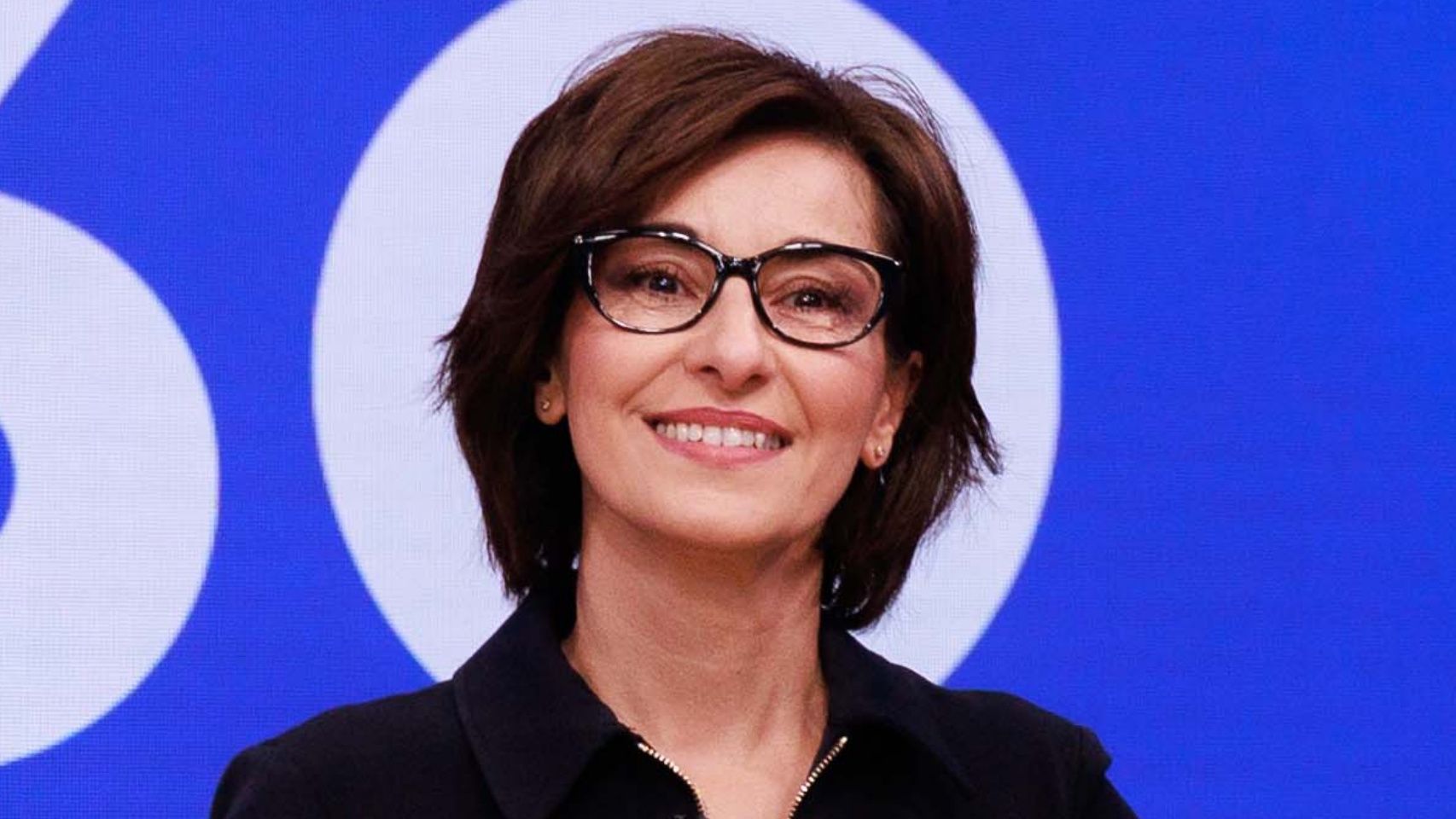 La presentadora Adela González.