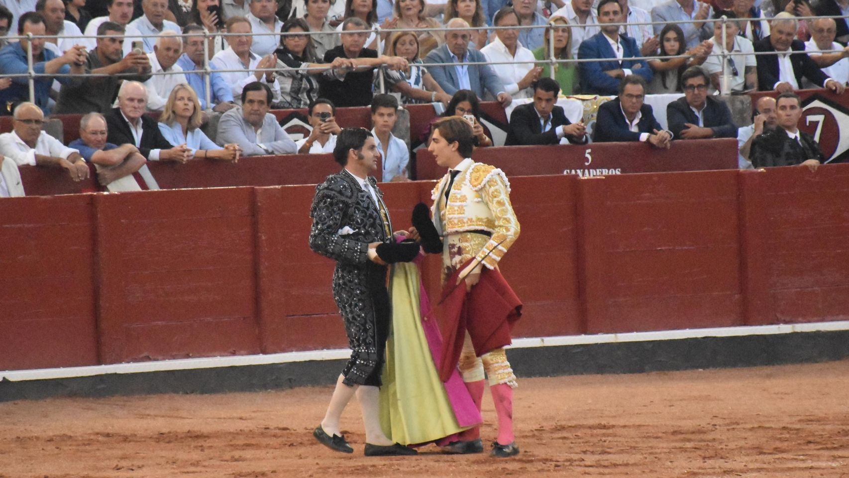 El duende de Morante y la ambición de Ismael Martín y Julio Norte cierran la Feria de Salamanca