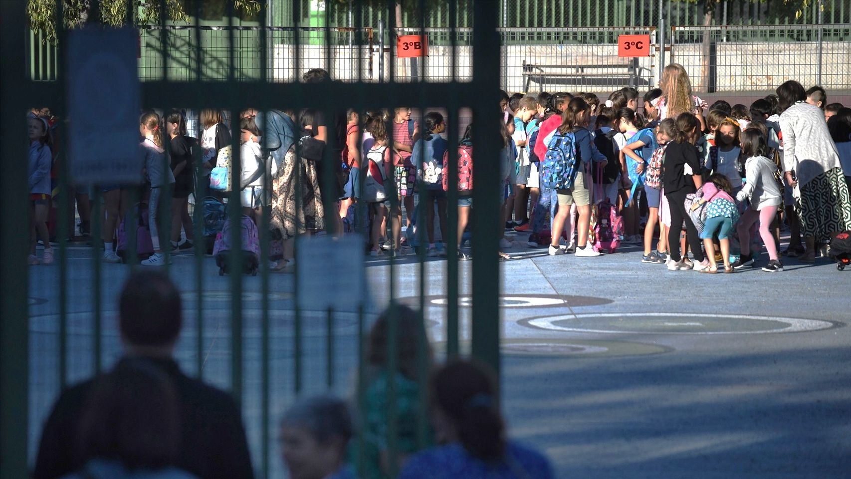 ¿Es sexista el recreo o deben respetarse los juegos de toda la vida ? El fútbol en el colegio, a debate con los expertos