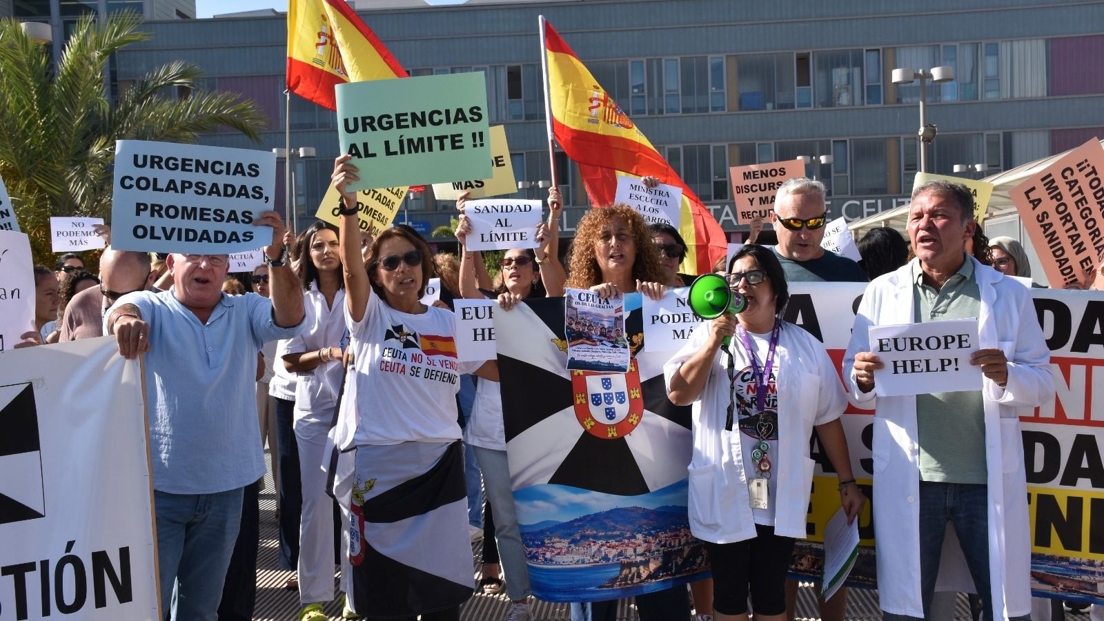 Mónica García dice que no hay colapso en Ceuta, mientras las urgencias sanitarias en la calle crecen un 540% desde el asalto
