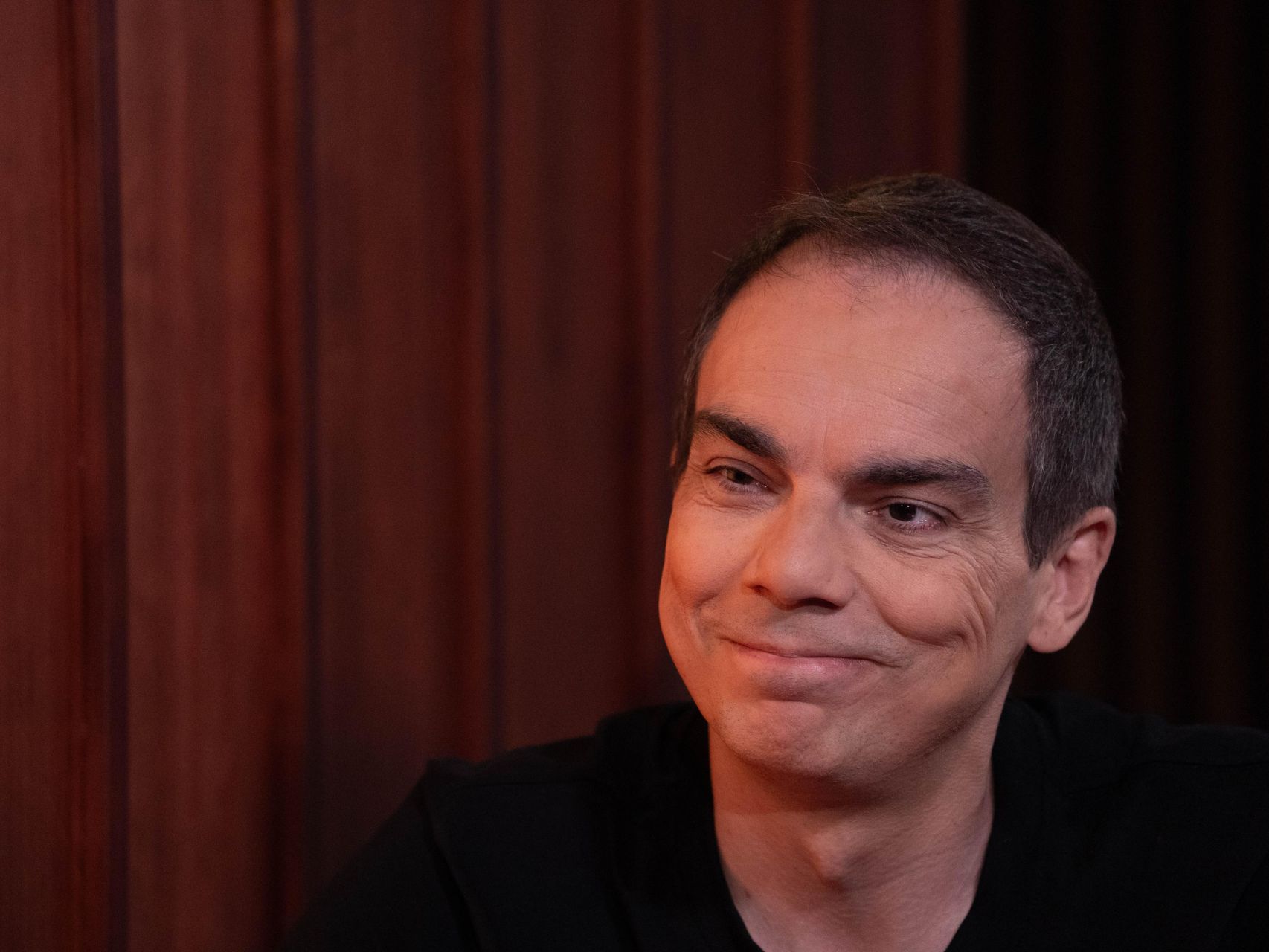 Alberto Conejero visita nuestro set.