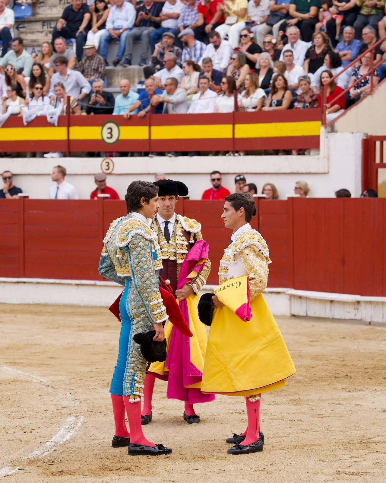 José María Trigueros tomando la alternativa como matador de toros, en Abarán, el 27 de septiembre de 2025.