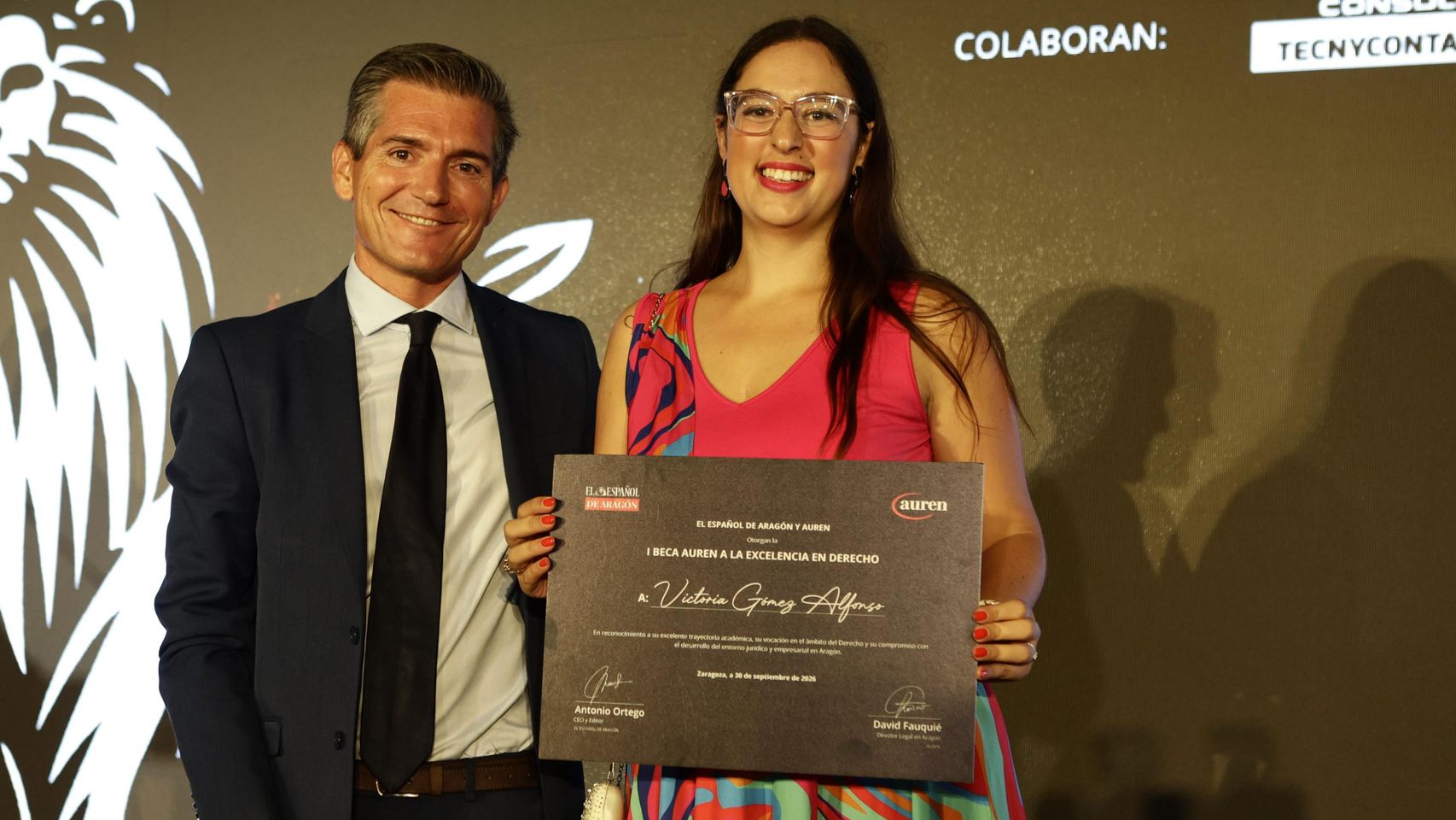 Victoria Gómez, reconocida con la primera beca Auren en la gala de El Español de Aragón.