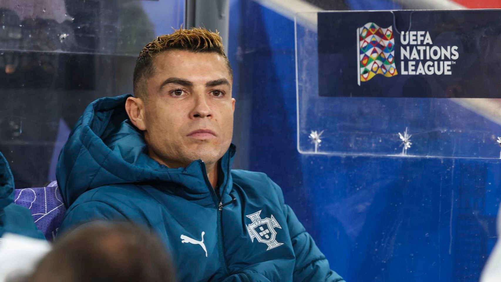 Cristiano Ronaldo, en el banquillo en el último partido de la selección de Portugal.