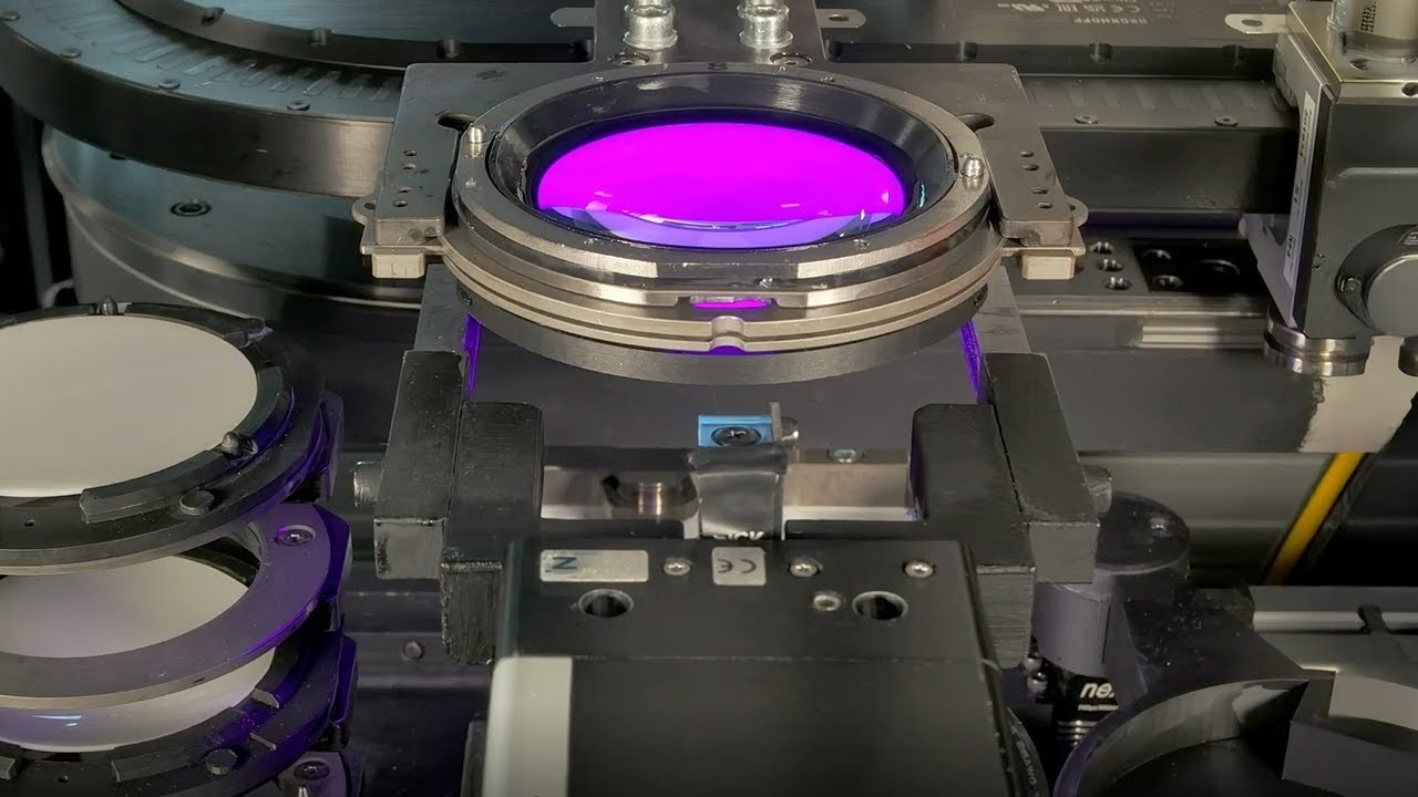 Fabricación de una lente oftálmica con LightForm