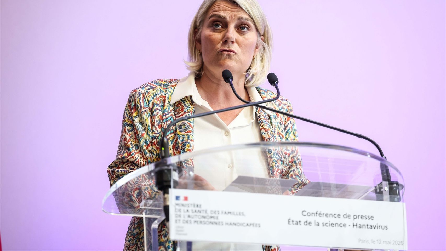 La ministra de Sanidad de Francia, Stéphanie Rist, en una rueda de prensa en mayo de 2026.