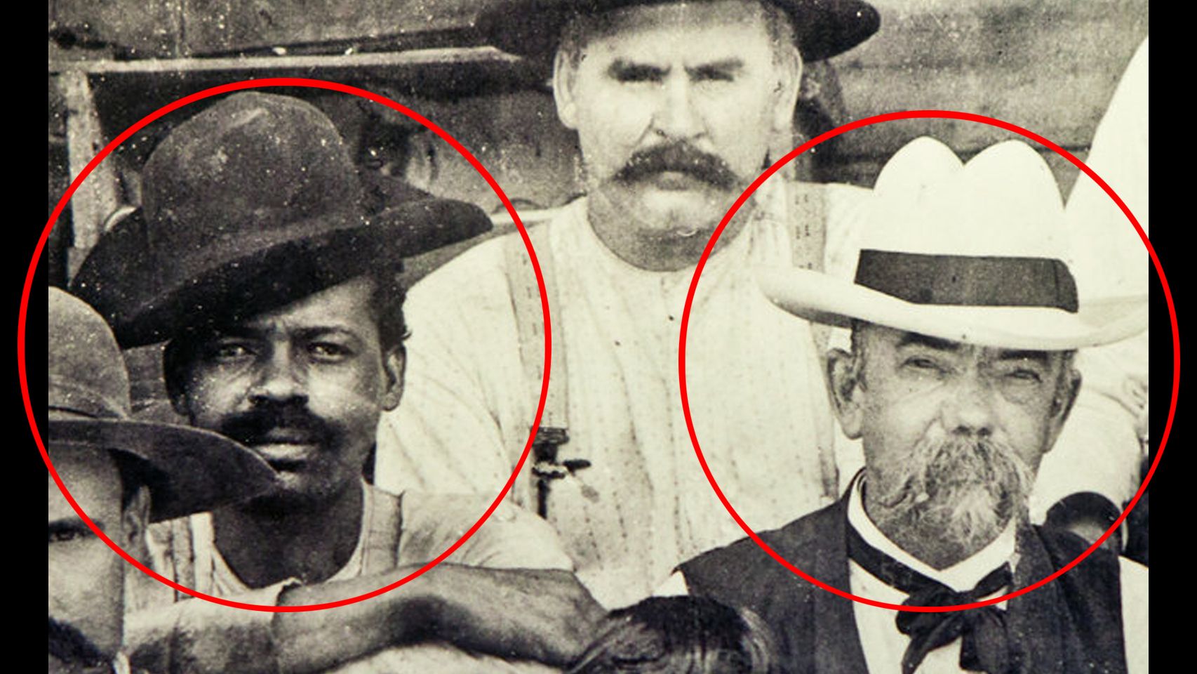 Una foto de la antigua oficina de Jack Daniel (abajo a la derecha) con el Nathan Green, creador de su whiskey, a su izquierda.