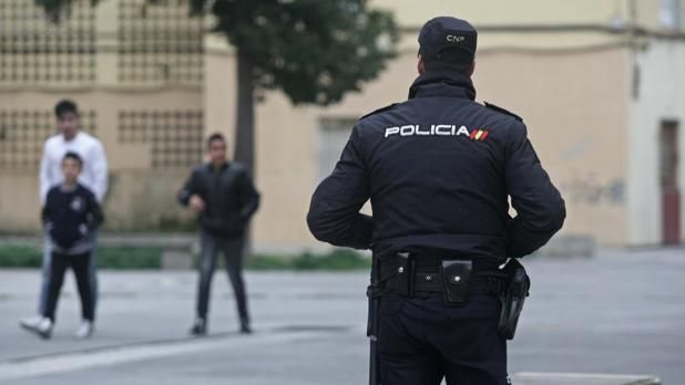 Agente del Cuerpo Nacional de Policía.