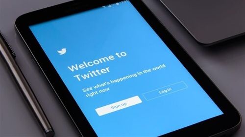 La red social ha alcanzado los 330 millones de usuarios.