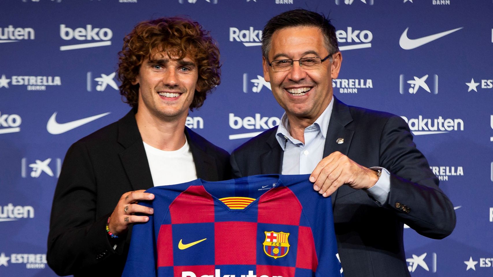Bartomeu junto a Griezmann en la presentación del jugador francés