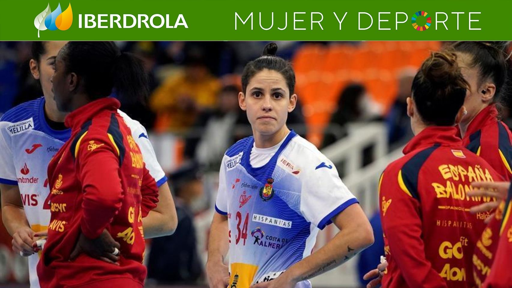 Alicia Fernández se lamenta tras la oportunidad perdida ante Suecia