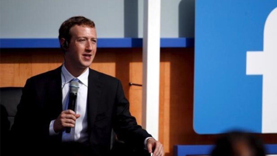 Zuckerberg (Facebook) se entrena para pedir perdón y asumir responsabilidades