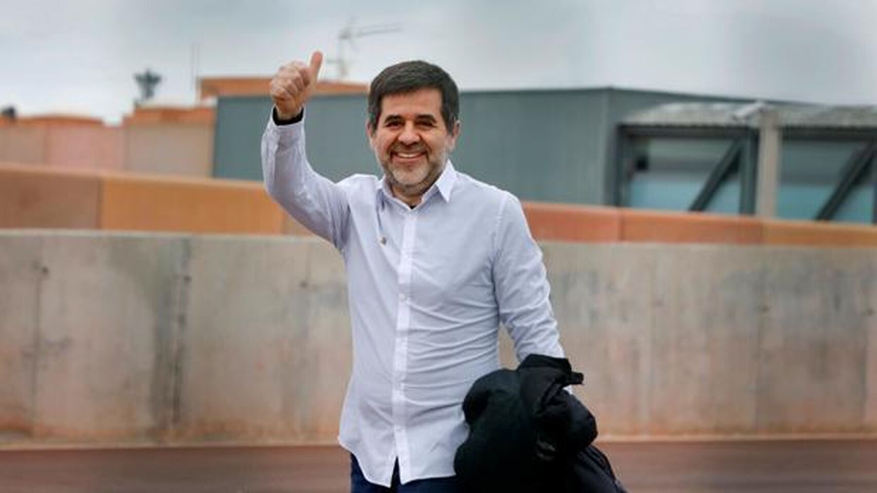 Jordi Sànchez sale de Lledoners para disfrutar un permiso penitenciario./